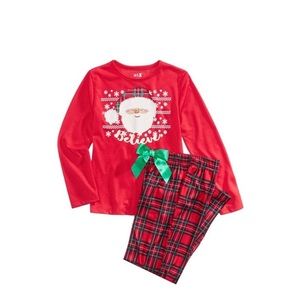 Max & Olivia 2pc Santa Pajamas Girl’s sz 7/8